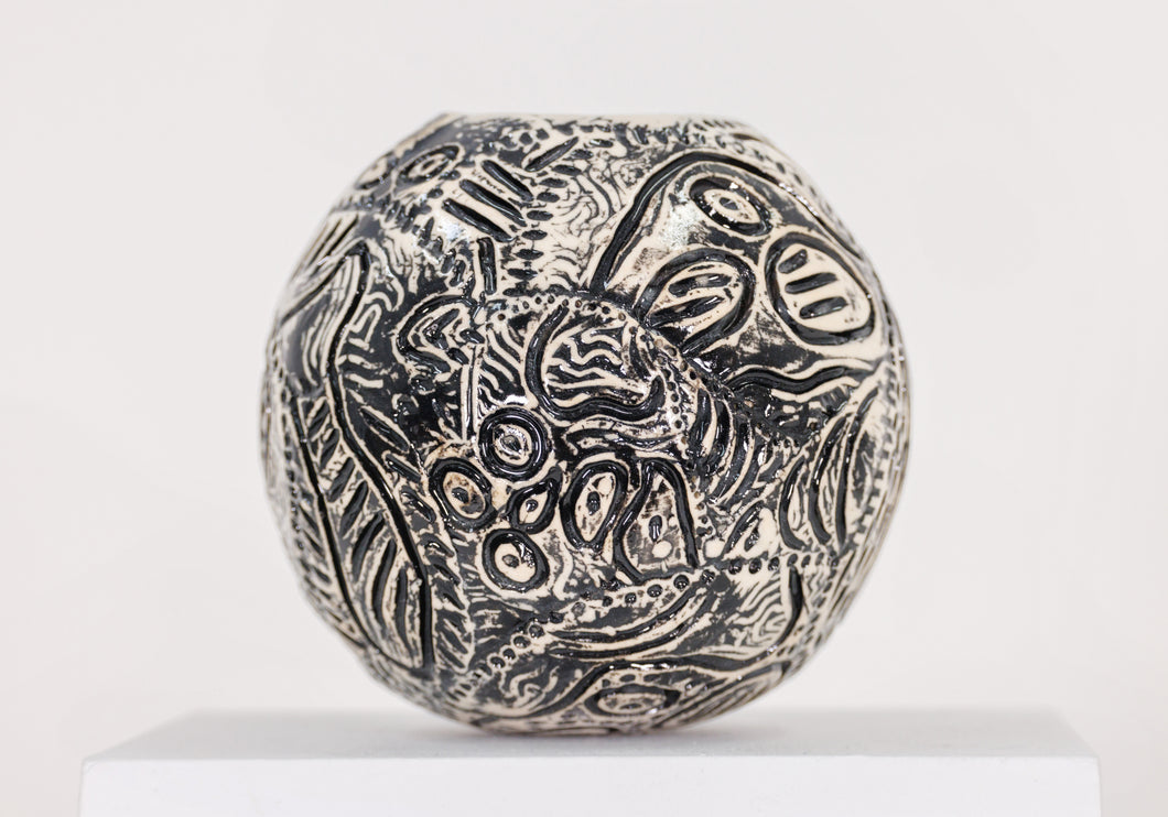 Michelle Yeatman 'Charcoal II'