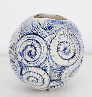 Michelle Yeatman 'Jilghi Spheres'